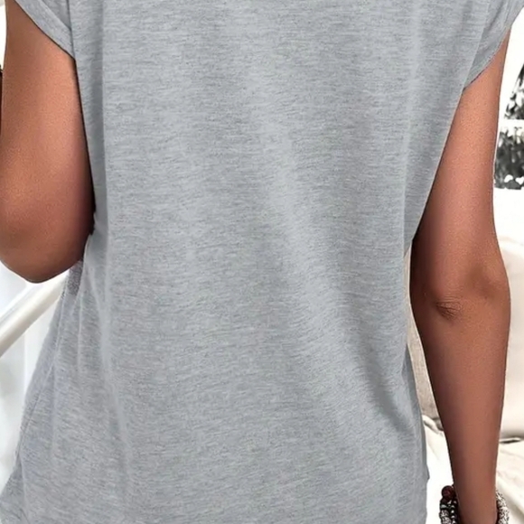 Nwot crew neck tshirt - Picture 2 of 5